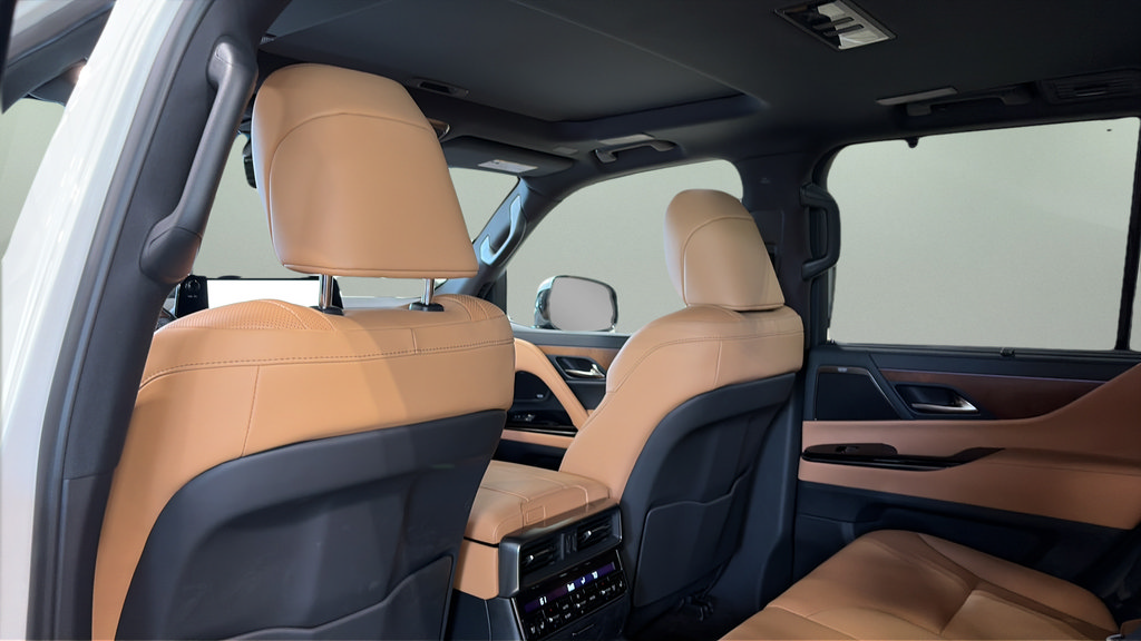 New 2026 Lexus LX 700h Luxury AWD/4WD image 19