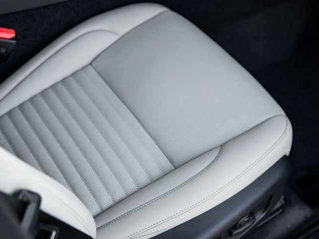 New 2024 Land Rover Discovery Sport S AWD/4WD image 27