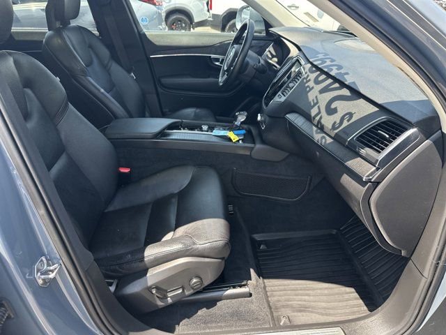 Used 2020 Volvo XC90 T5 Momentum w/ Protection Package Premier AWD/4WD image 17