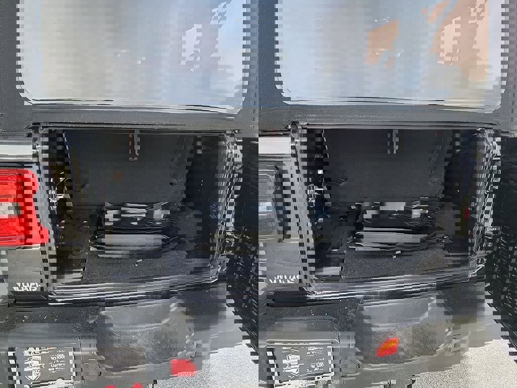 Used 2019 Jeep Wrangler Rubicon image 24