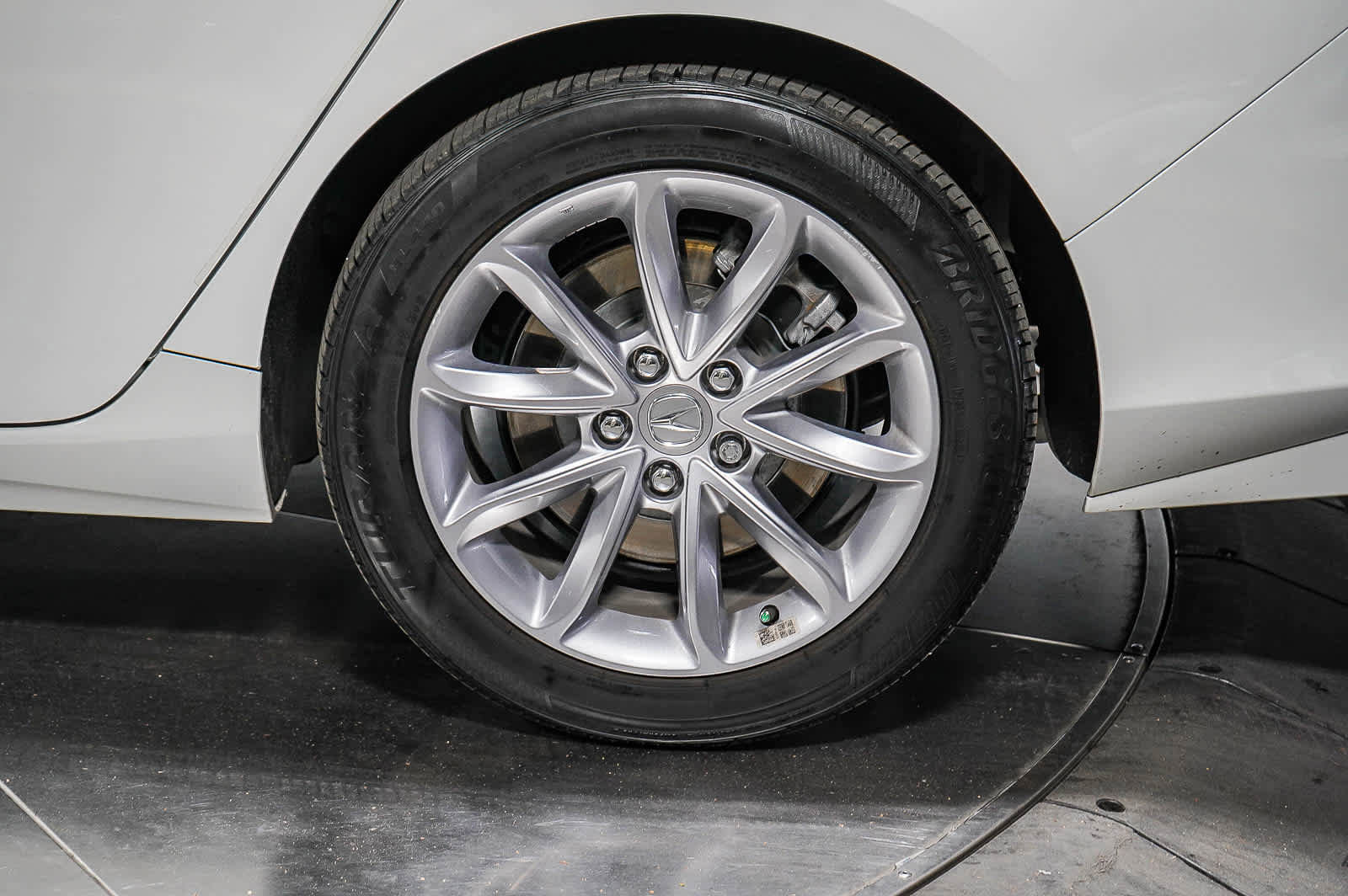 Used 2023 Acura TLX image 10