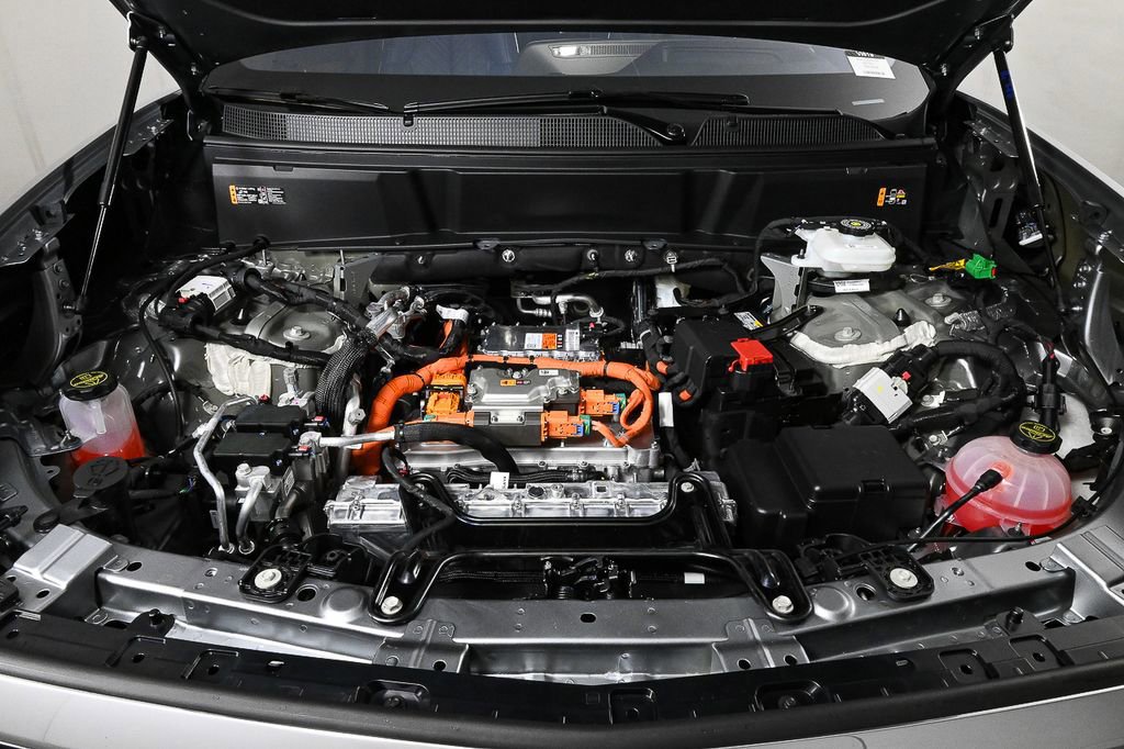 New 2026 Cadillac Vistiq Premium Luxury w/ LPO, Floor Liner Package image 36