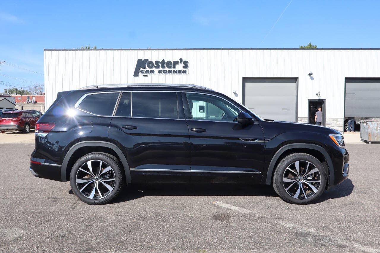 Used 2026 Volkswagen Atlas SEL Premium R-Line AWD/4WD image 5