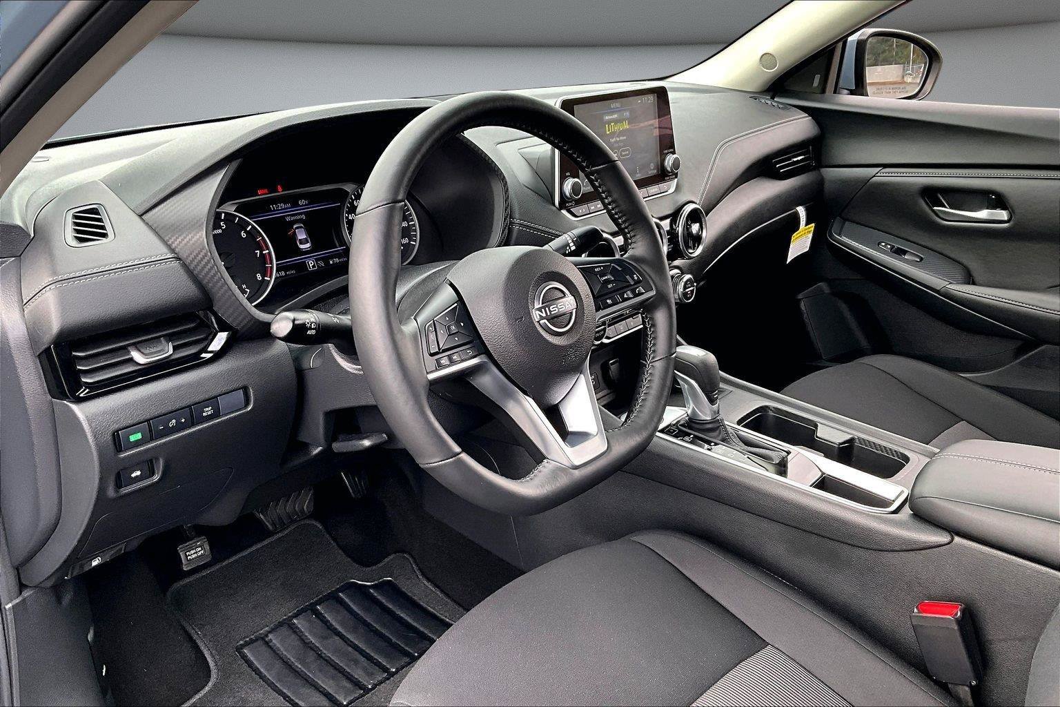 Used 2025 Nissan Sentra SV w/ All-Weather Package FWD image 17