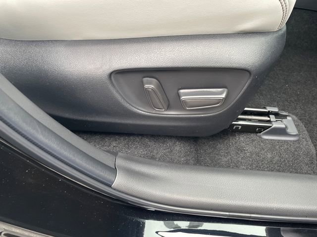 New 2025 Toyota RAV4 Limited image 44