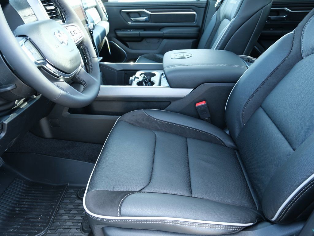 New 2026 RAM 1500 Laramie w/ Laramie Preferred Package AWD/4WD image 5
