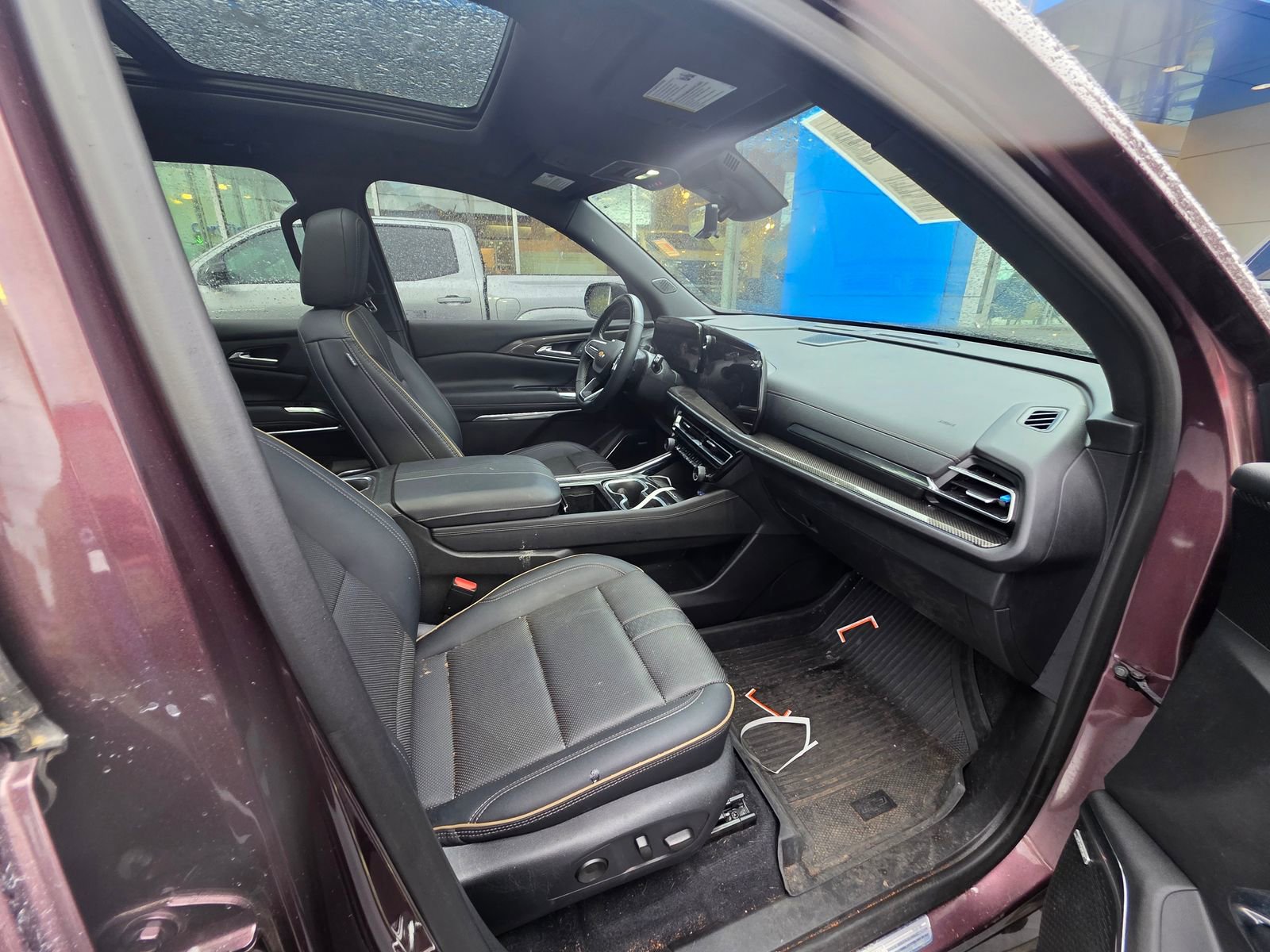 Used 2025 Chevrolet Traverse High Country w/ LPO, Floor Liner Package FWD image 15