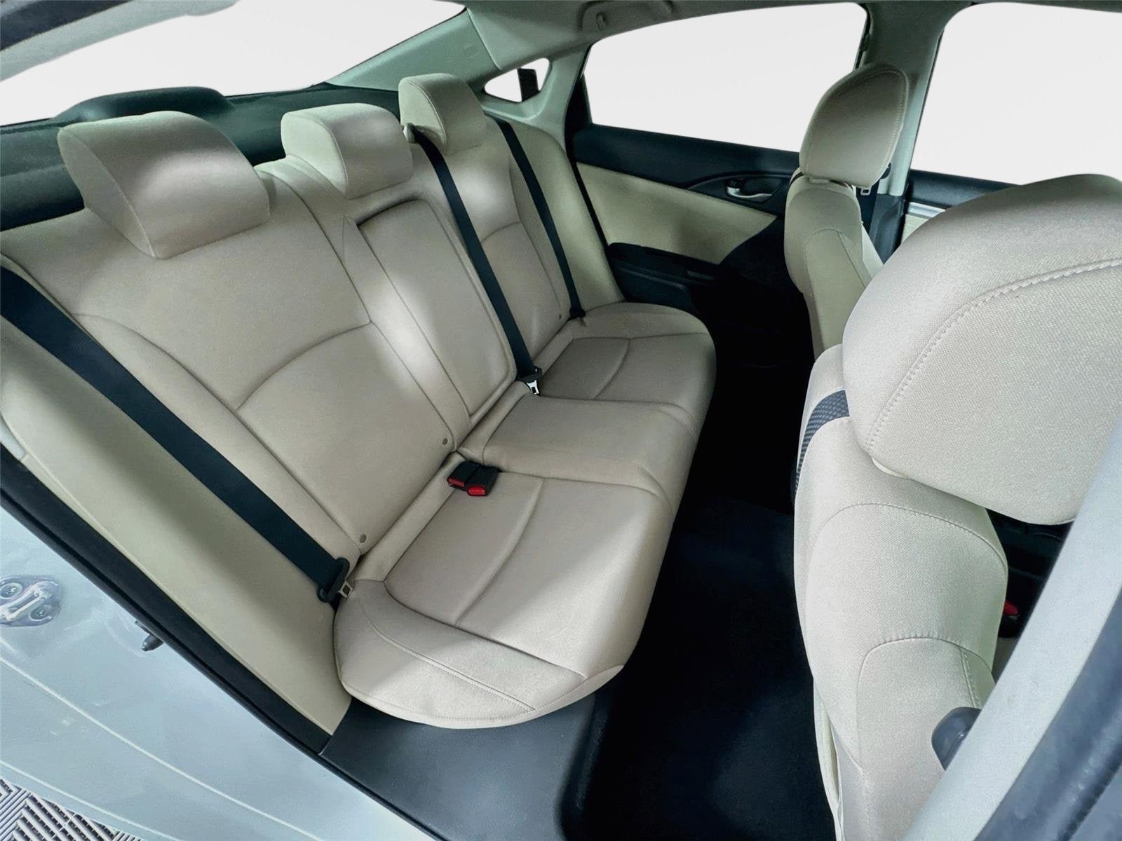 Used 2019 Honda Civic EX image 26