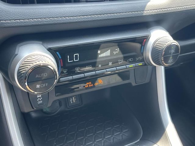 Used 2024 Toyota RAV4 XLE w/ Convenience Package image 29
