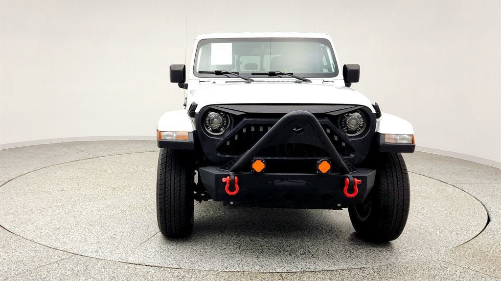 Used 2023 Jeep Gladiator Overland AWD/4WD image 2