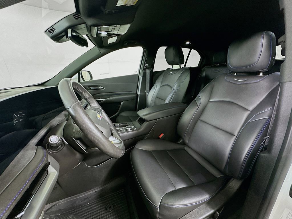 Used 2024 Cadillac XT4 Sport image 15