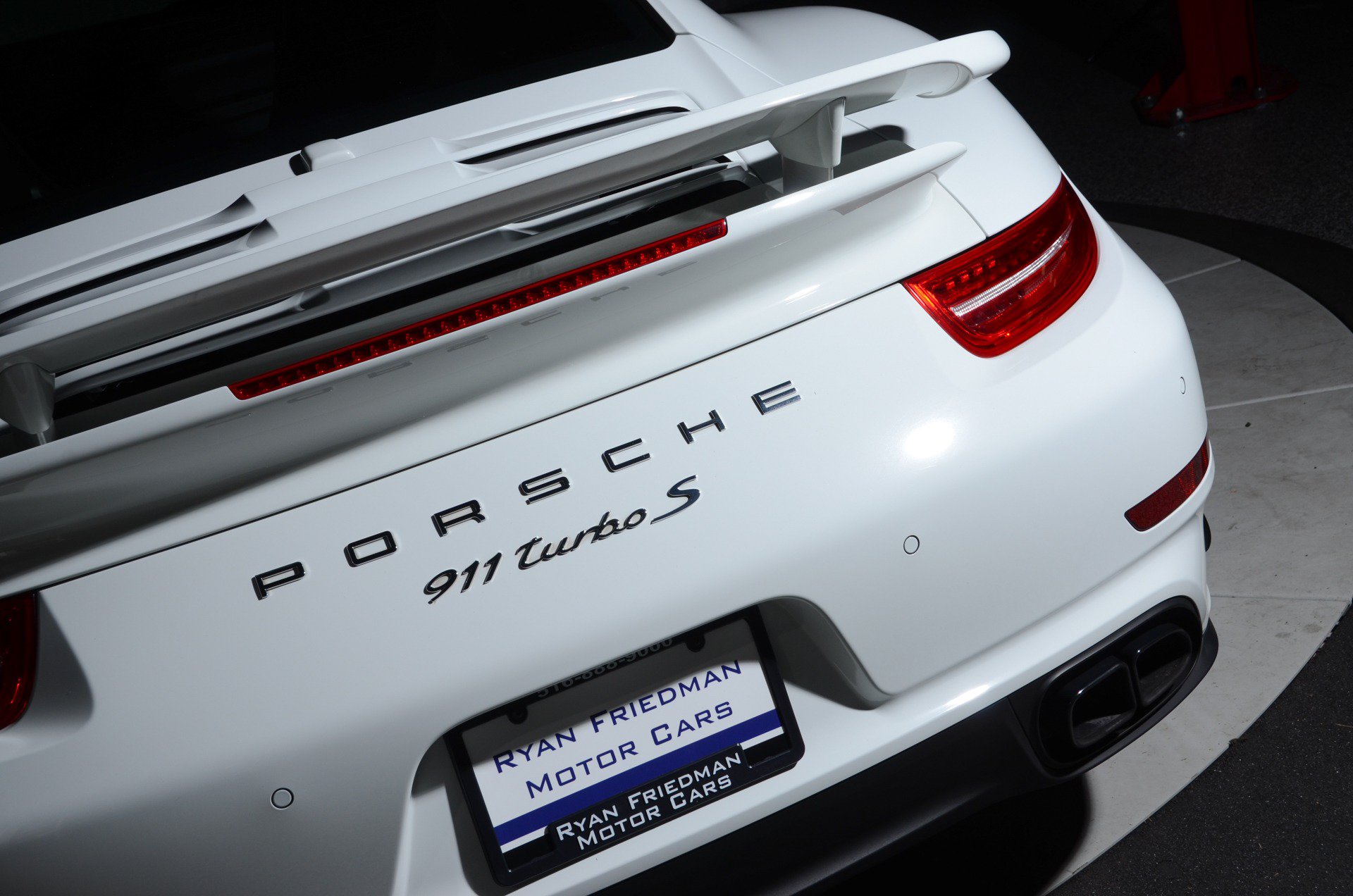 Used 2014 Porsche 911 Turbo S AWD/4WD image 11