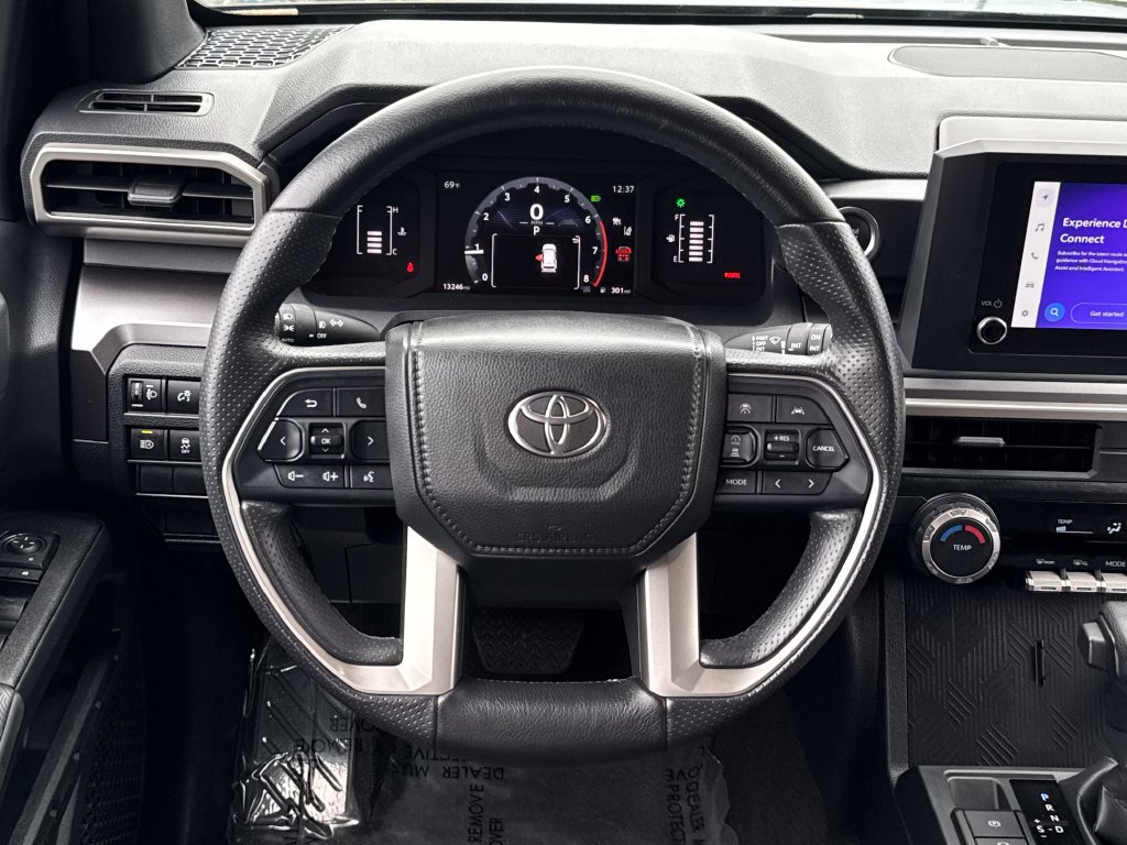 Used 2026 Toyota 4Runner SR5 AWD/4WD image 13