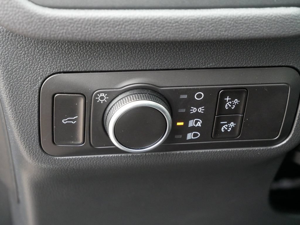 New 2026 Ford Escape ST-Line w/ Tech Pack #1 AWD/4WD image 18