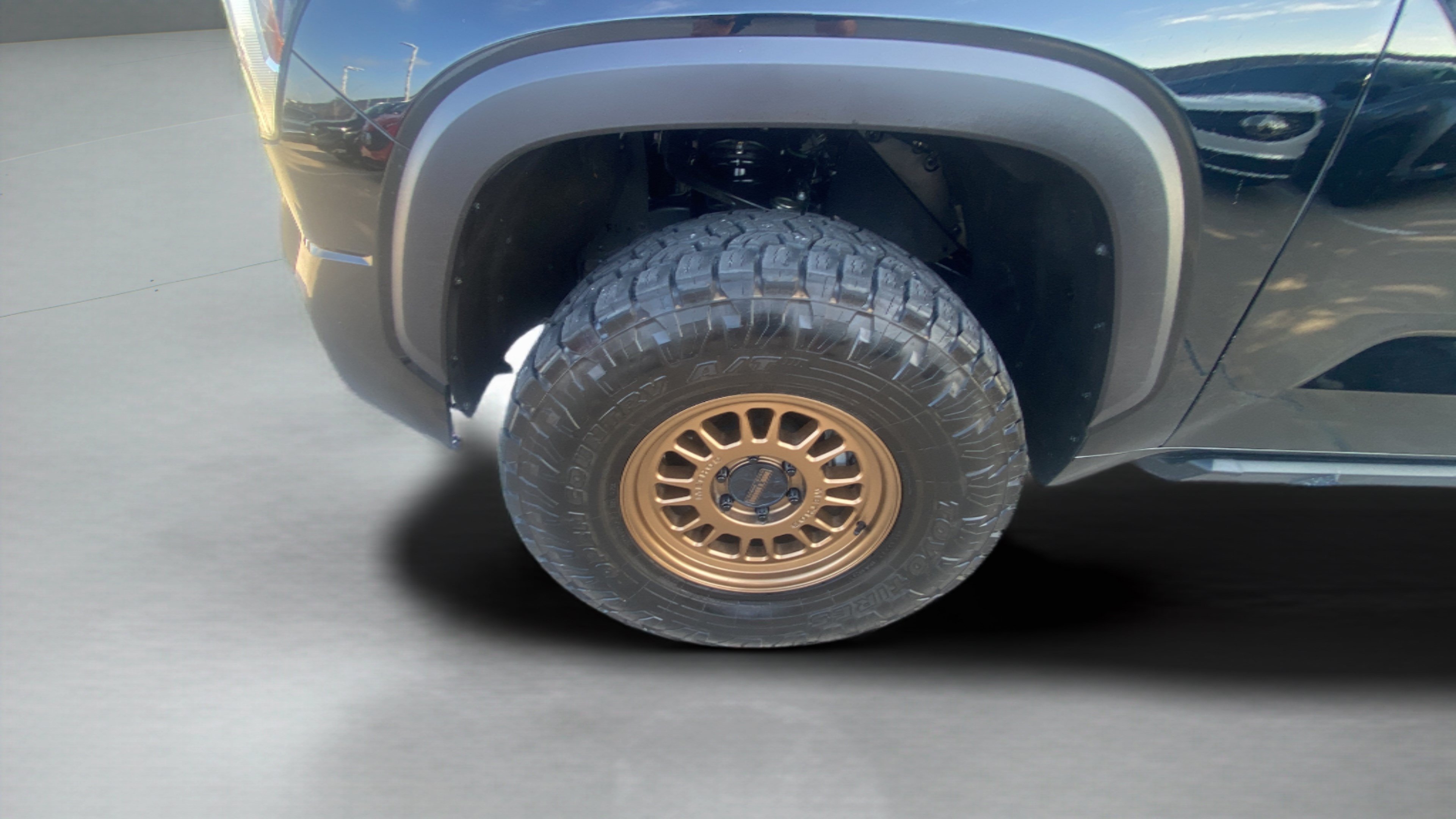 Used 2026 Toyota Tundra Limited AWD/4WD image 10
