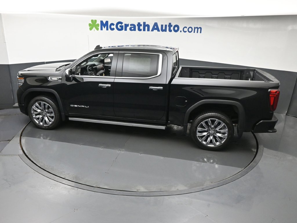 New 2026 GMC Sierra 1500 Denali AWD/4WD image 24