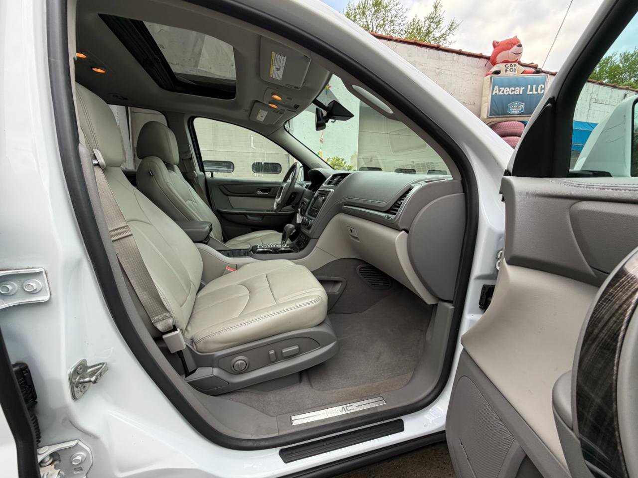 Used 2017 GMC Acadia Limited SLT image 37