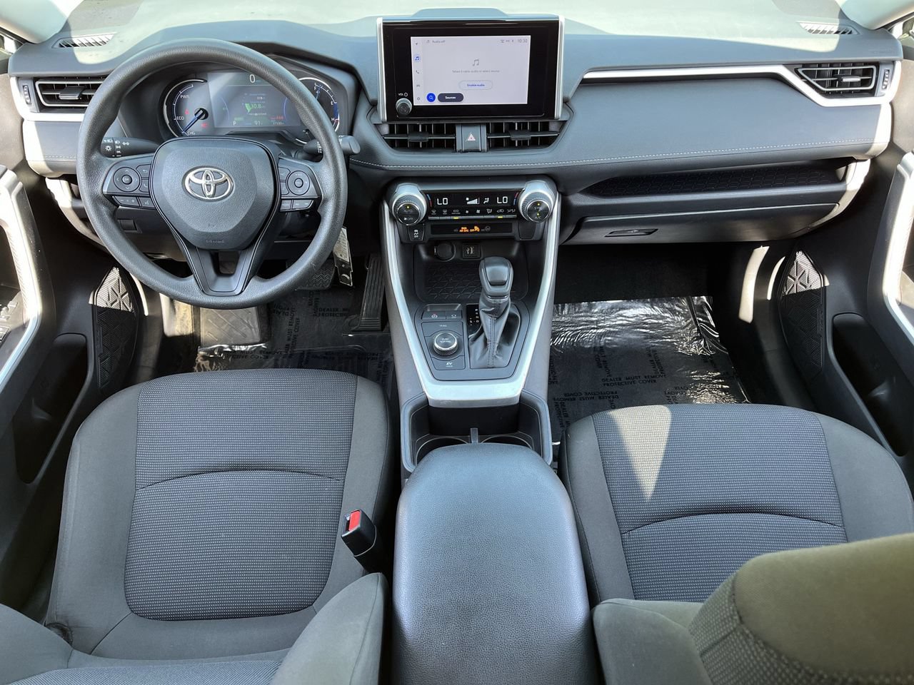 Used 2025 Toyota RAV4 LE AWD/4WD image 9