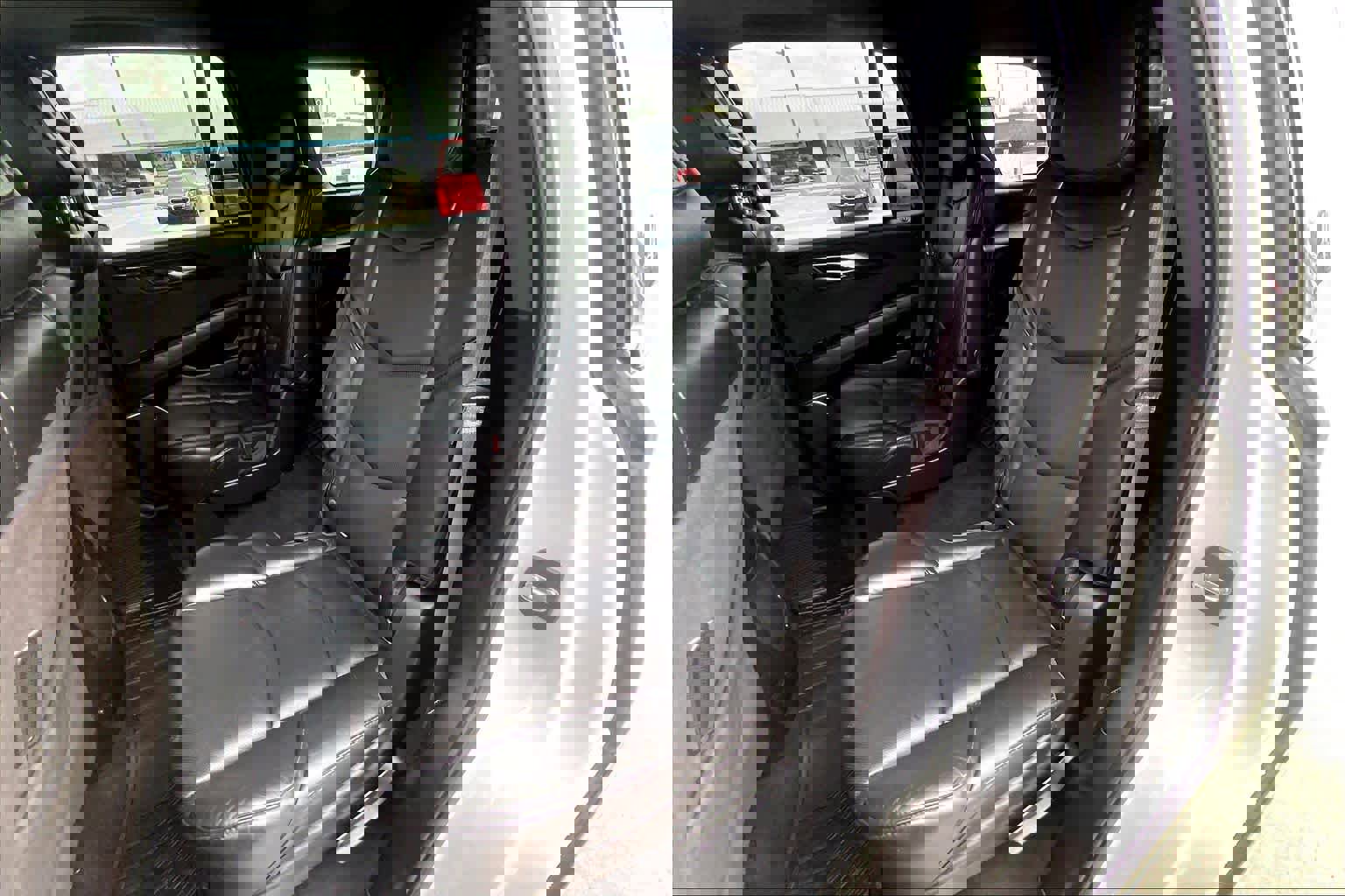 Used 2017 Cadillac Escalade Platinum image 21