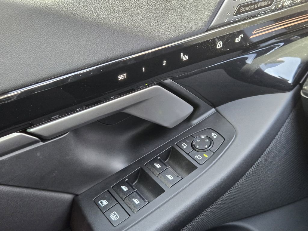 Certified 2025 BMW 530i xDrive w/ Executive Package image 26