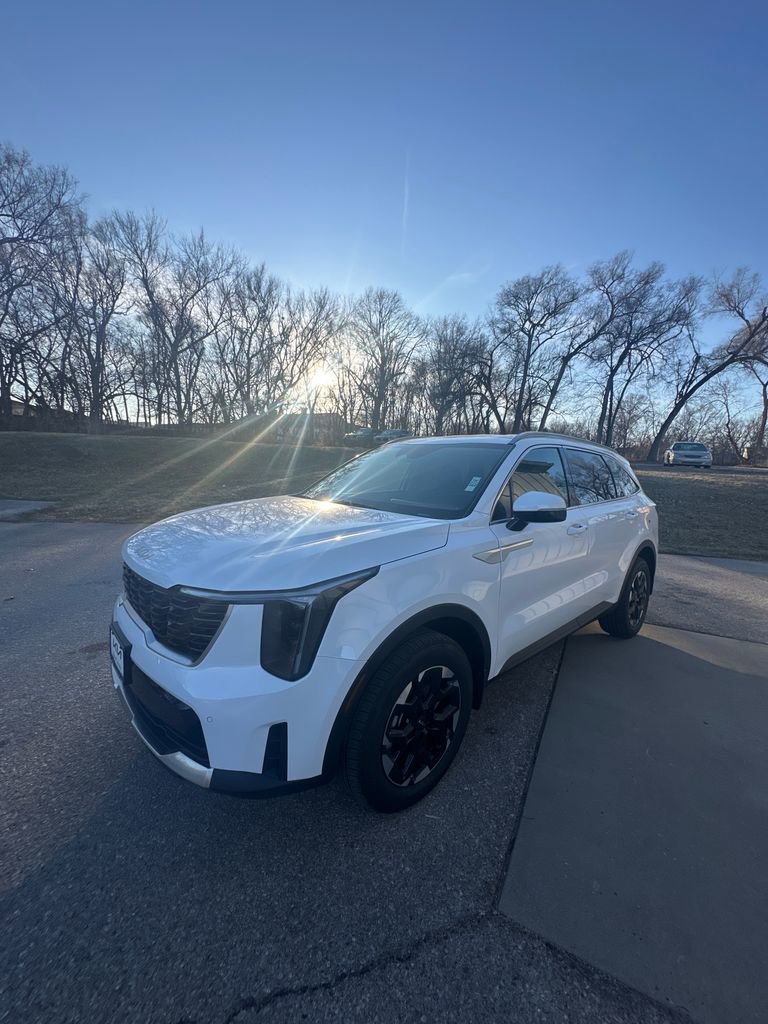 New 2026 Kia Sorento S image 5