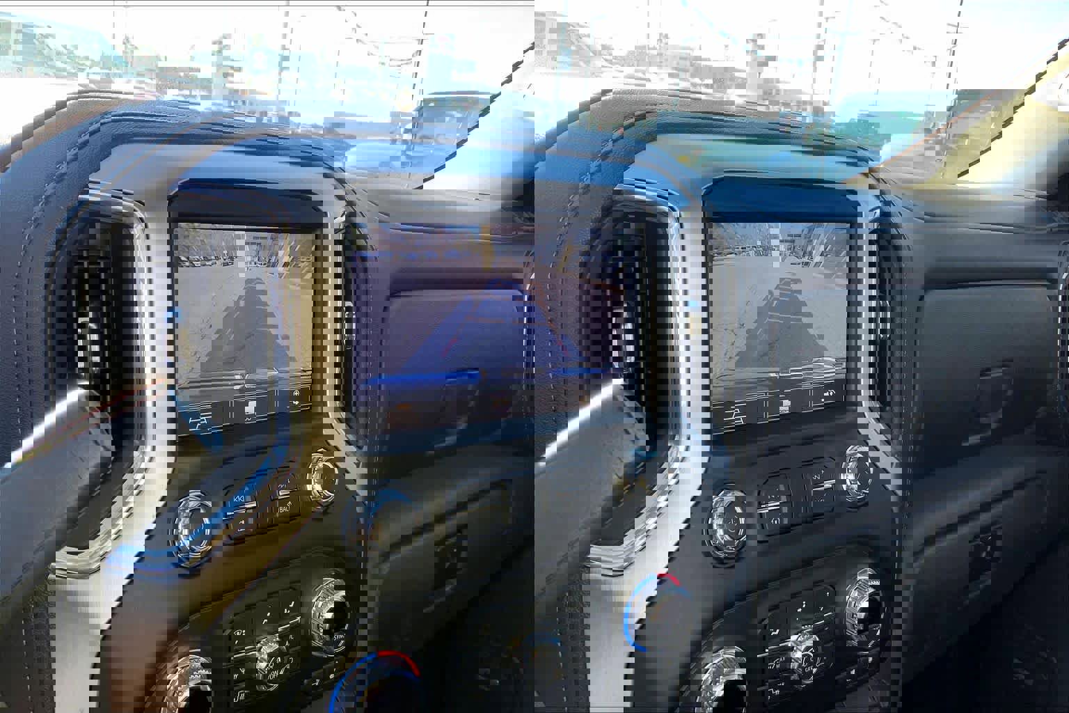 Used 2020 GMC Sierra 1500 Elevation w/ Elevation Value Package image 28