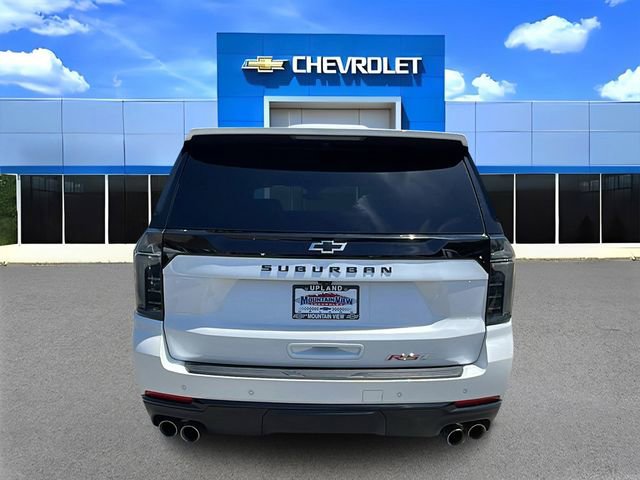 Used 2025 Chevrolet Suburban RST w/ Comfort Package AWD/4WD image 4