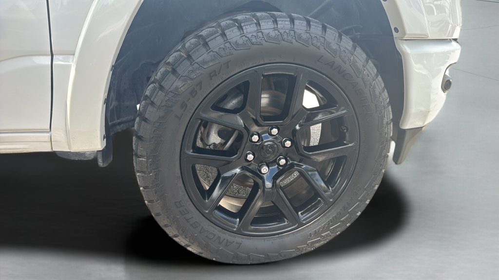Used 2021 RAM 1500 Laramie w/ Sport Appearance Package AWD/4WD image 36