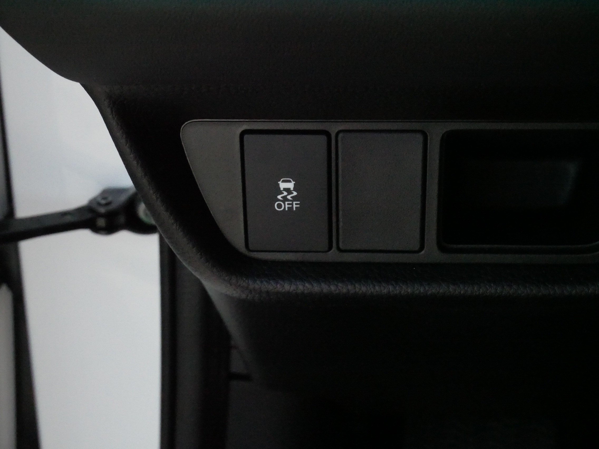Certified 2026 Honda HR-V EX-L image 27