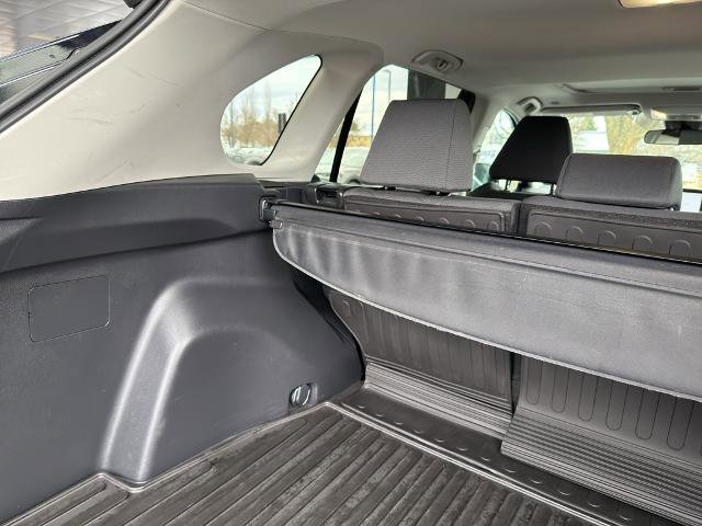 Used 2024 Toyota RAV4 XLE w/ Convenience Package image 9