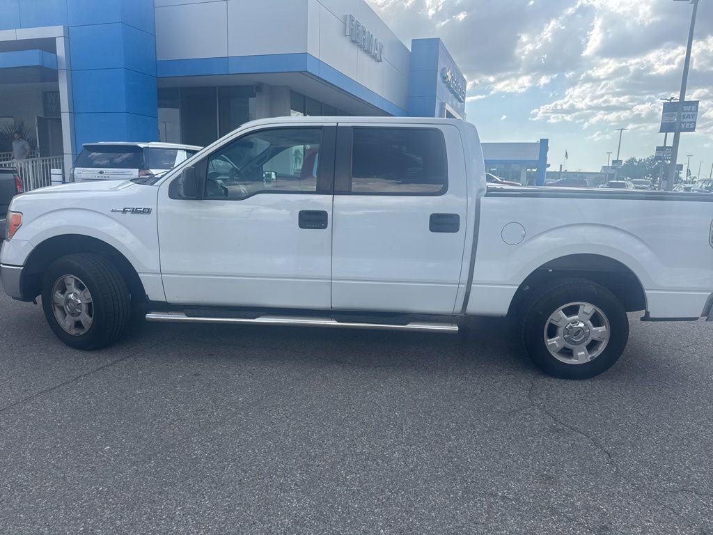 Used 2013 Ford F150 XLT w/ Trailer Tow Pkg image 4