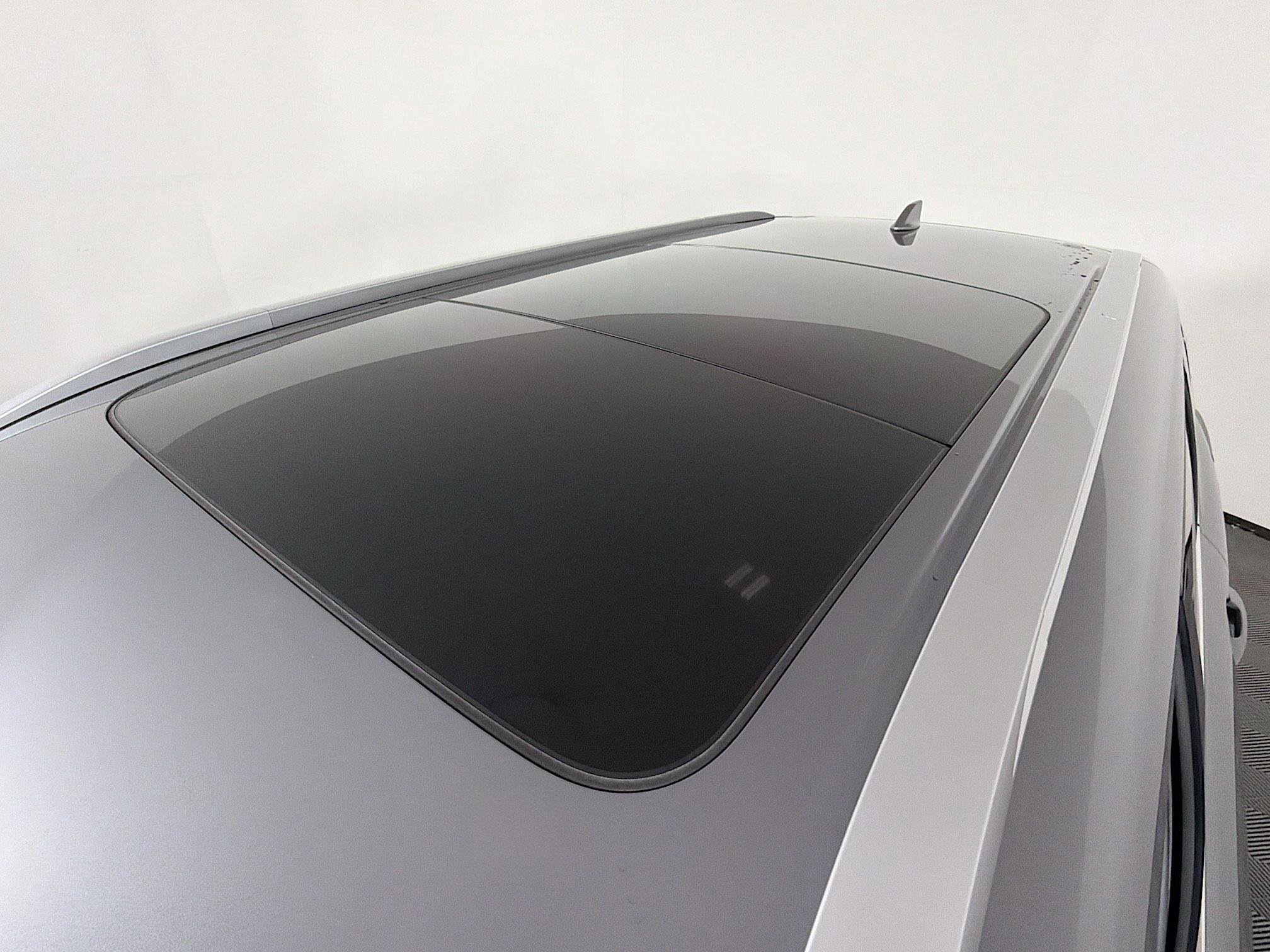 Used 2023 Mitsubishi Outlander SEL image 15