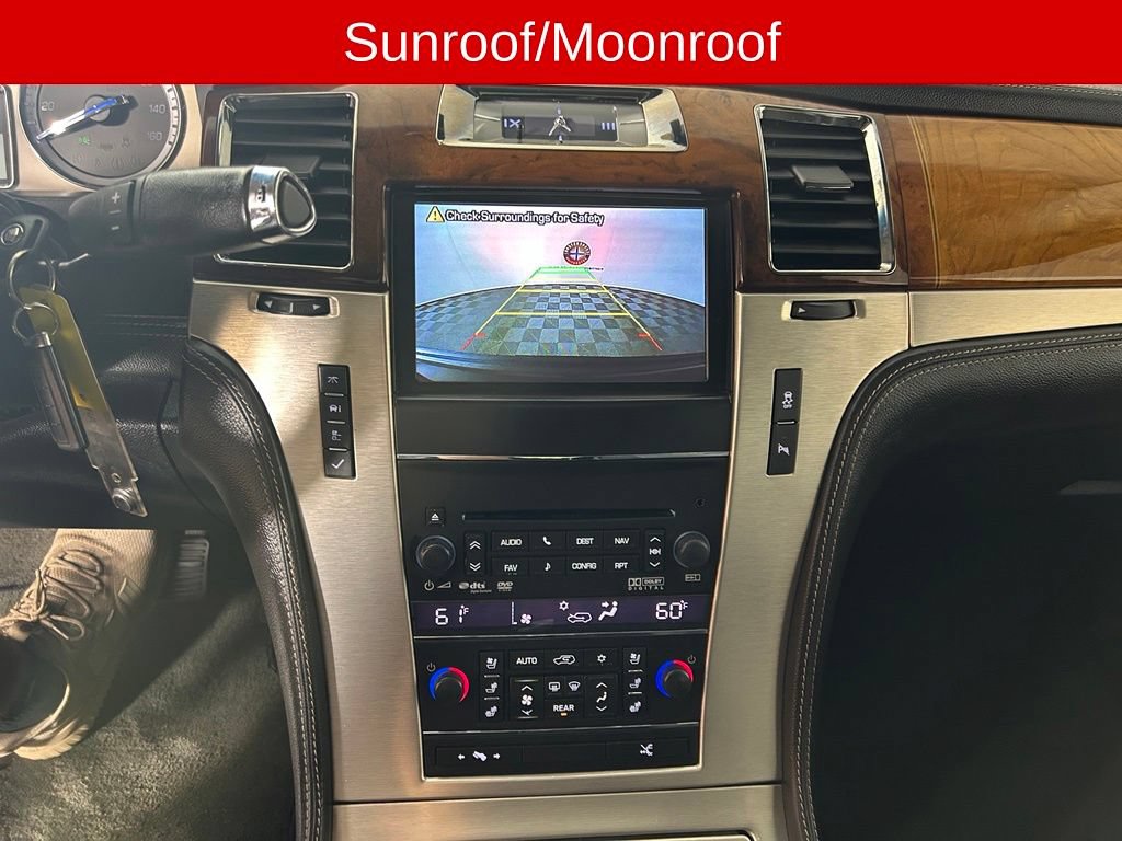 Used 2013 Cadillac Escalade Platinum AWD/4WD image 4