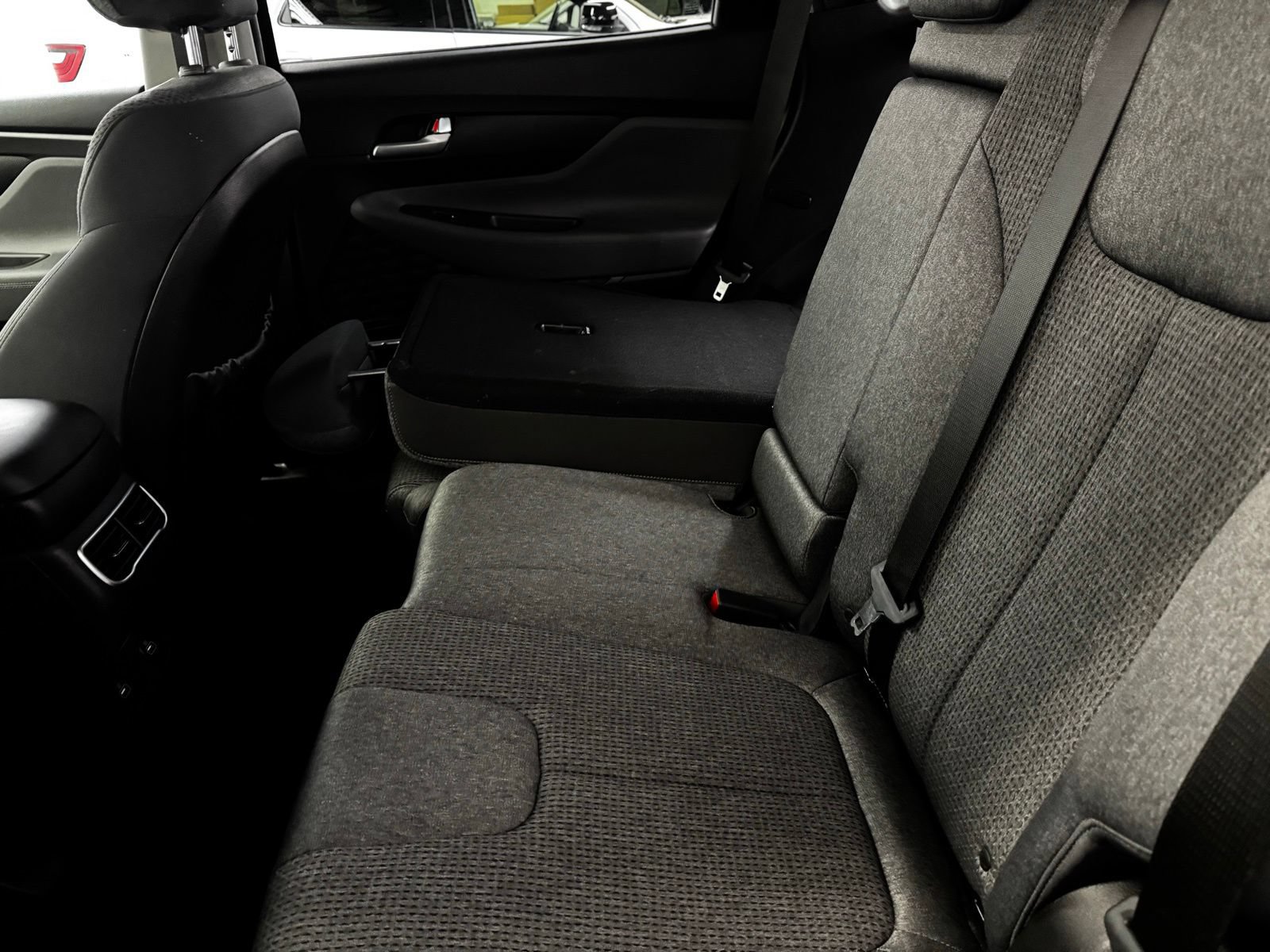 Used 2023 Hyundai Santa Fe SEL AWD/4WD image 28