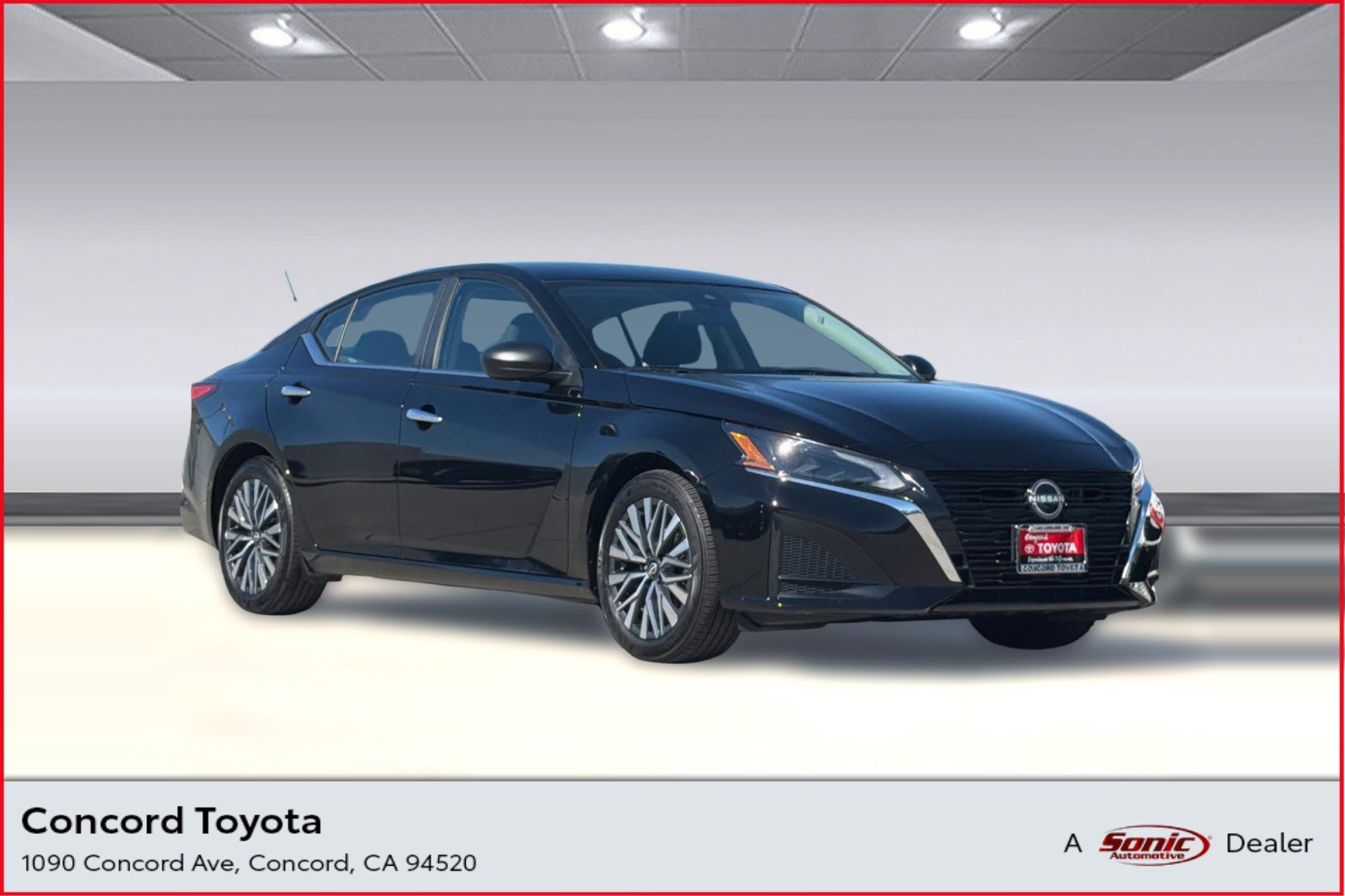 Used 2025 Nissan Altima 2.5 SV image 1