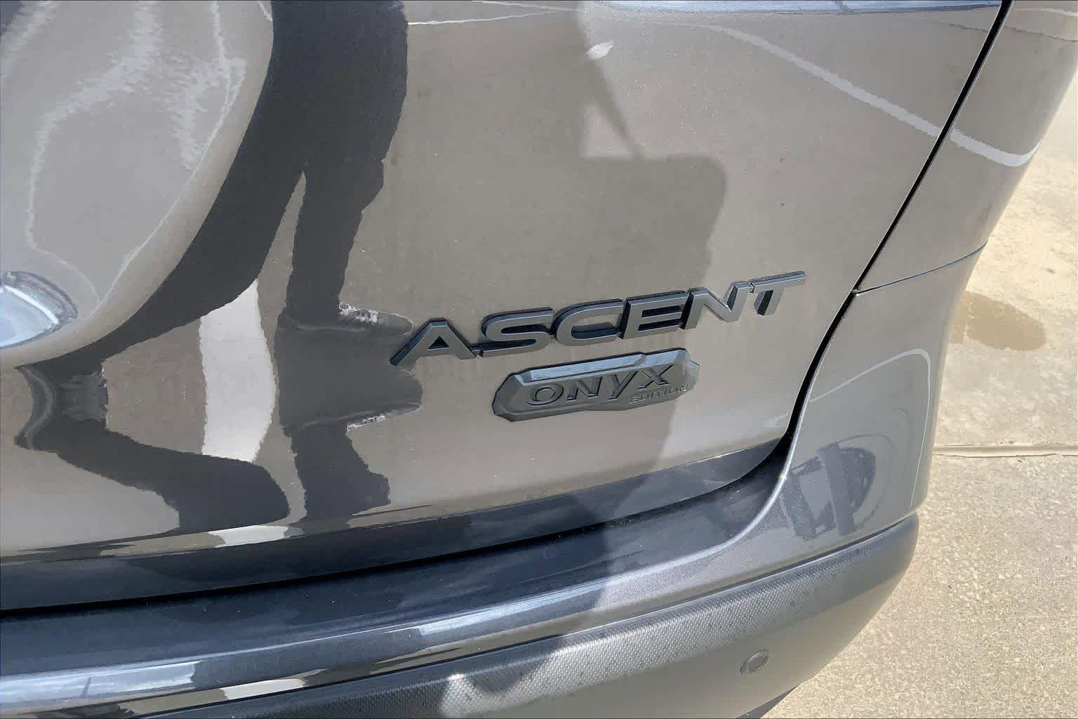 Used 2023 Subaru Ascent Onyx Edition AWD/4WD image 10