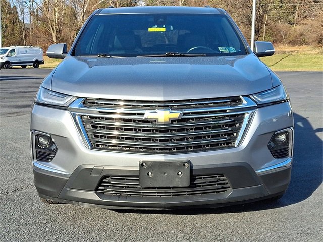 Used 2023 Chevrolet Traverse LT image 5
