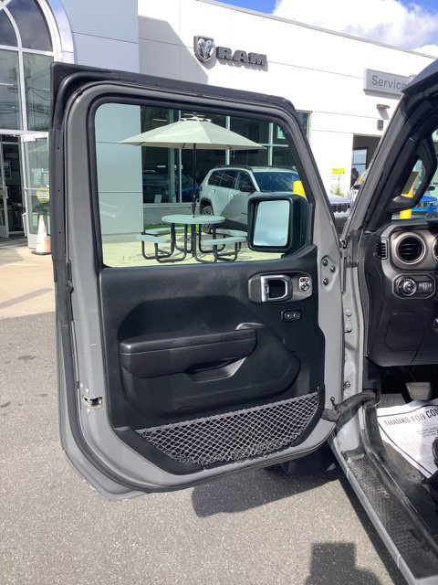 Certified 2021 Jeep Gladiator Sport AWD/4WD image 19