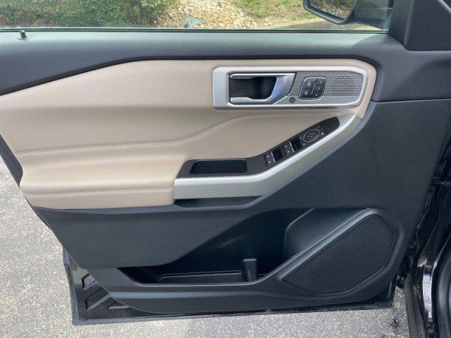 Used 2021 Ford Explorer Limited w/ Equipment Group 301A image 72