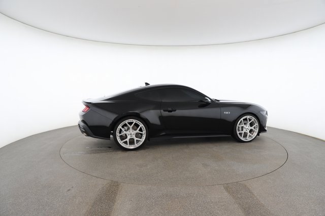 Used 2025 Ford Mustang GT Premium image 21