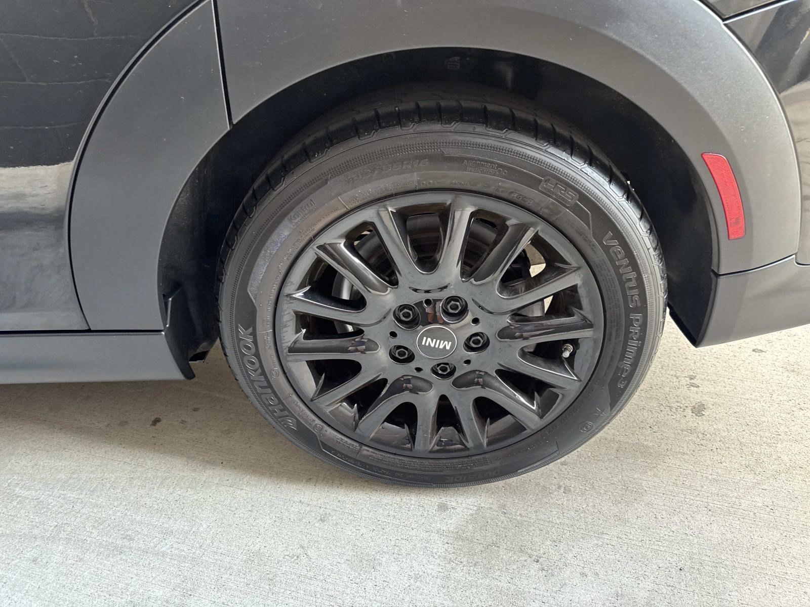 Certified 2023 MINI Cooper 4-Door Hardtop image 6