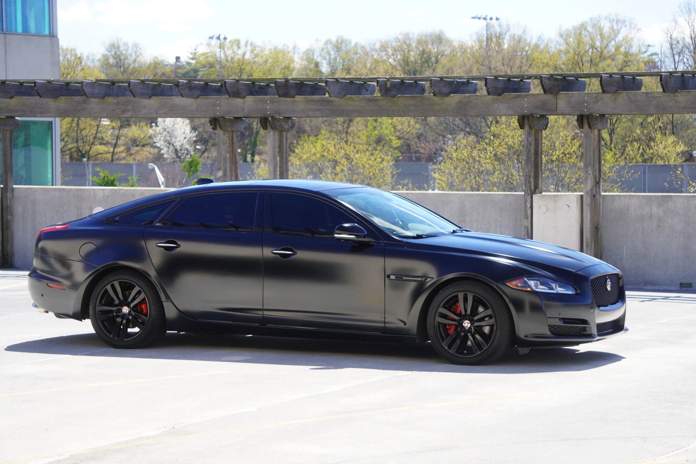 Used 2016 Jaguar XJ L Portfolio AWD/4WD image 27
