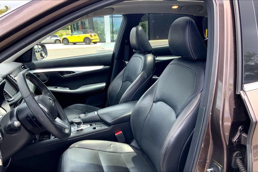 Used 2019 INFINITI QX50 Essential w/ Cargo Package FWD image 24