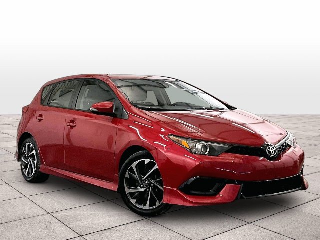 Used 2017 Toyota Corolla iM FWD image 3
