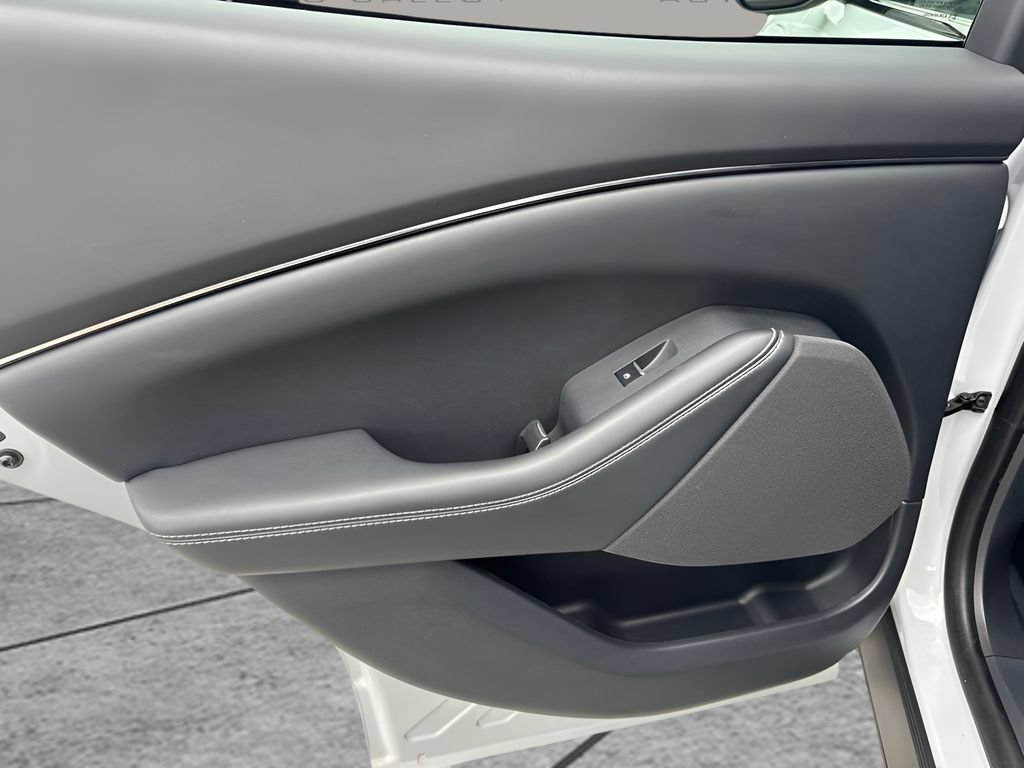 Used 2023 Ford Mustang Mach-E Select RWD image 27