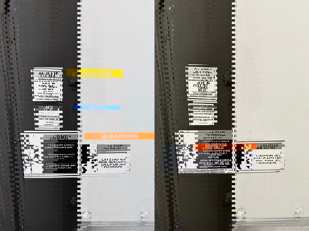 Used 2022 Chevrolet Express 3500 w/ Power Convenience Package image 35