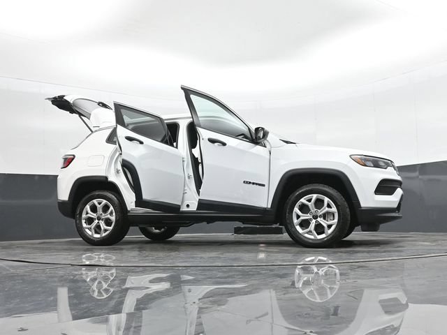 Used 2025 Jeep Compass Sport AWD/4WD image 51