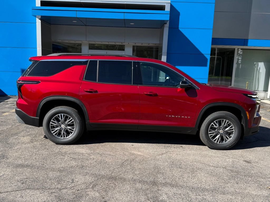 New 2027 Chevrolet Traverse LT AWD/4WD image 4