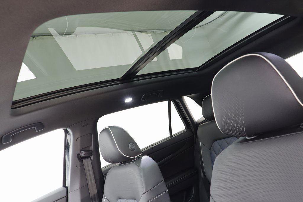 New 2026 Volkswagen Atlas Cross Sport SEL Premium R-Line image 14