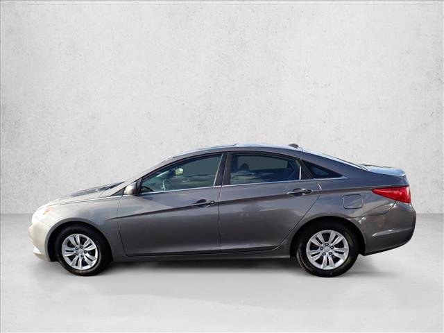 Used 2011 Hyundai Sonata GLS FWD image 2